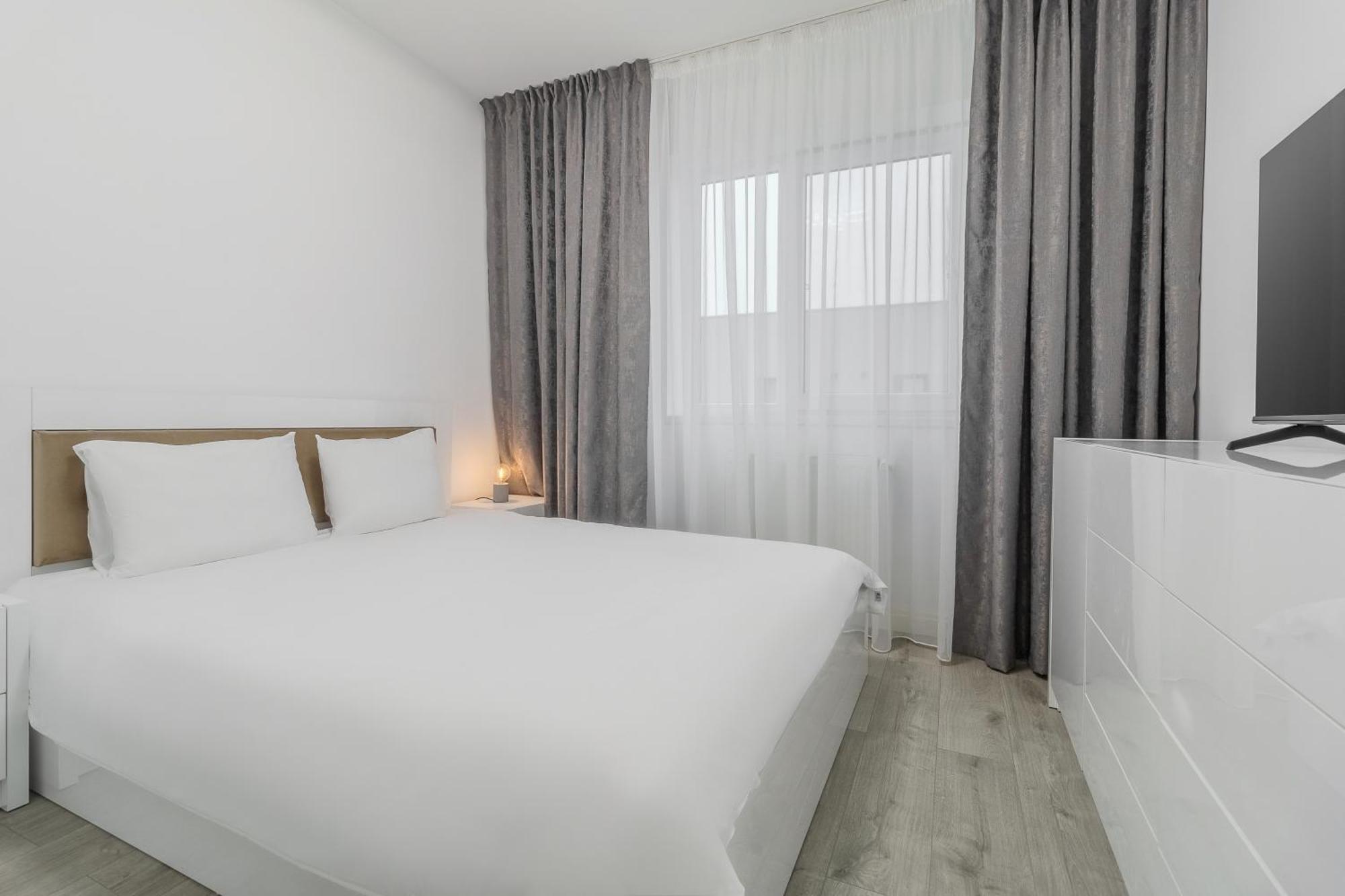Pure Flat Apartamento Oradea Exterior foto